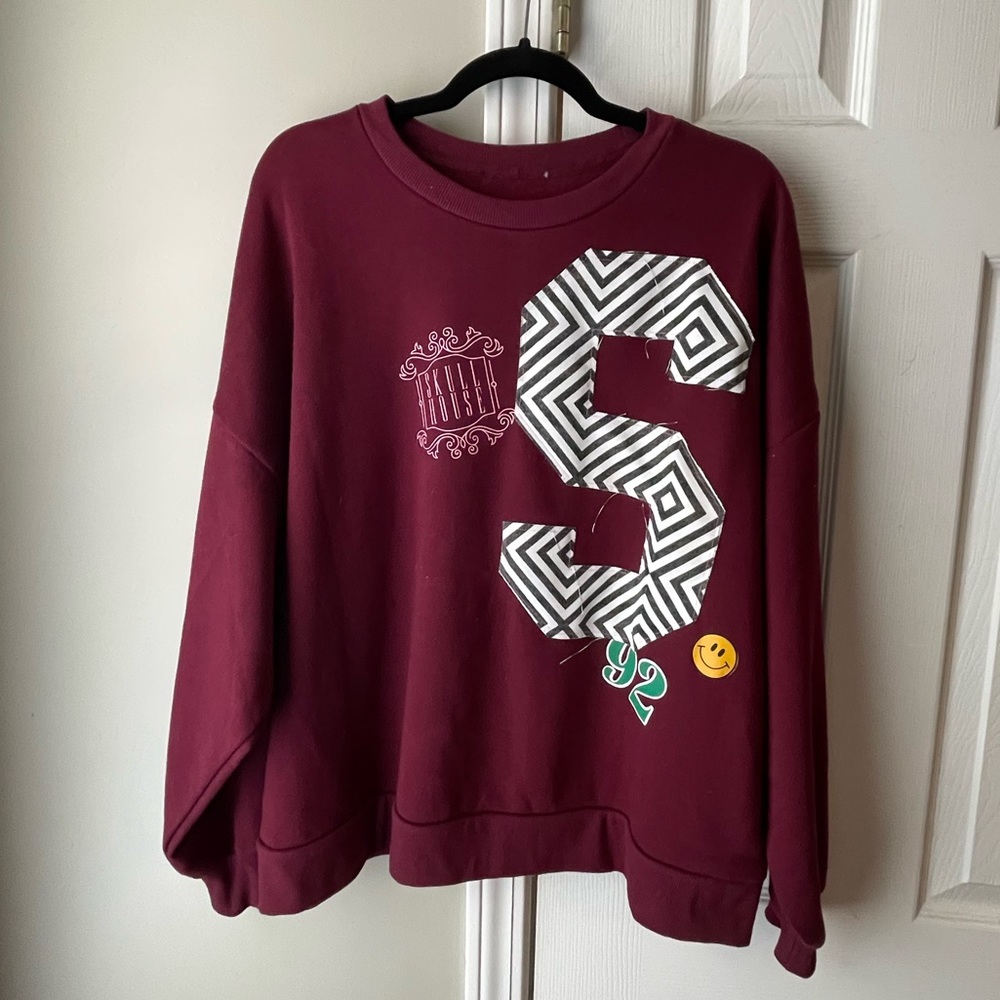 Skull House Designs sweatshirt and sweatpants set